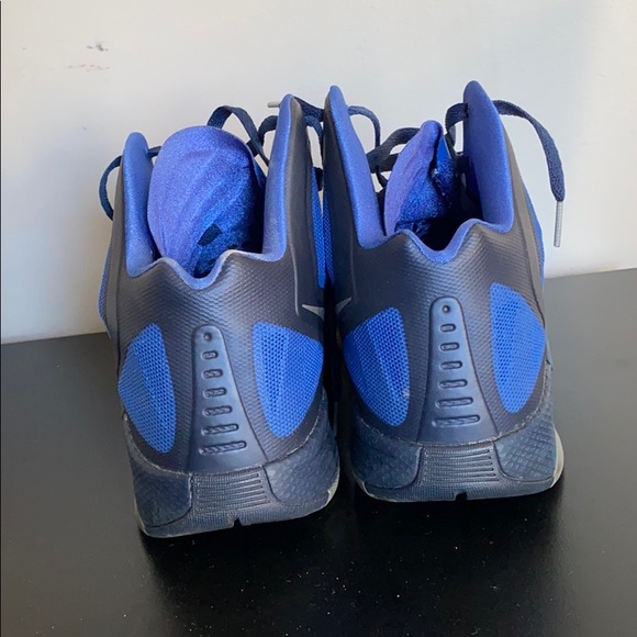 men’s nike shoes - Picture 3 of 4